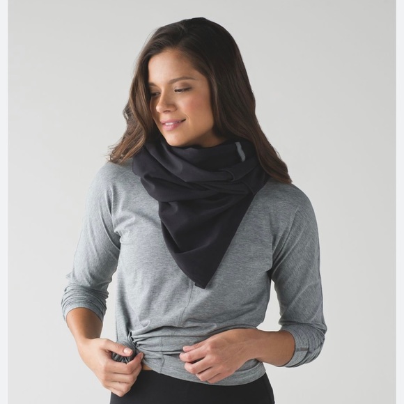 Lululemon Vinyasa Wrap - Picture 8 of 8